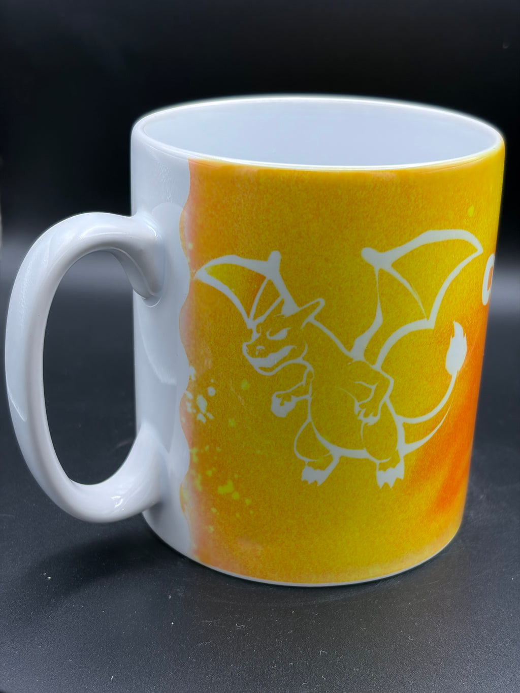 Charizard 10oz Mug - Yellow